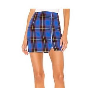 Mini skirt with front side zip / plaid